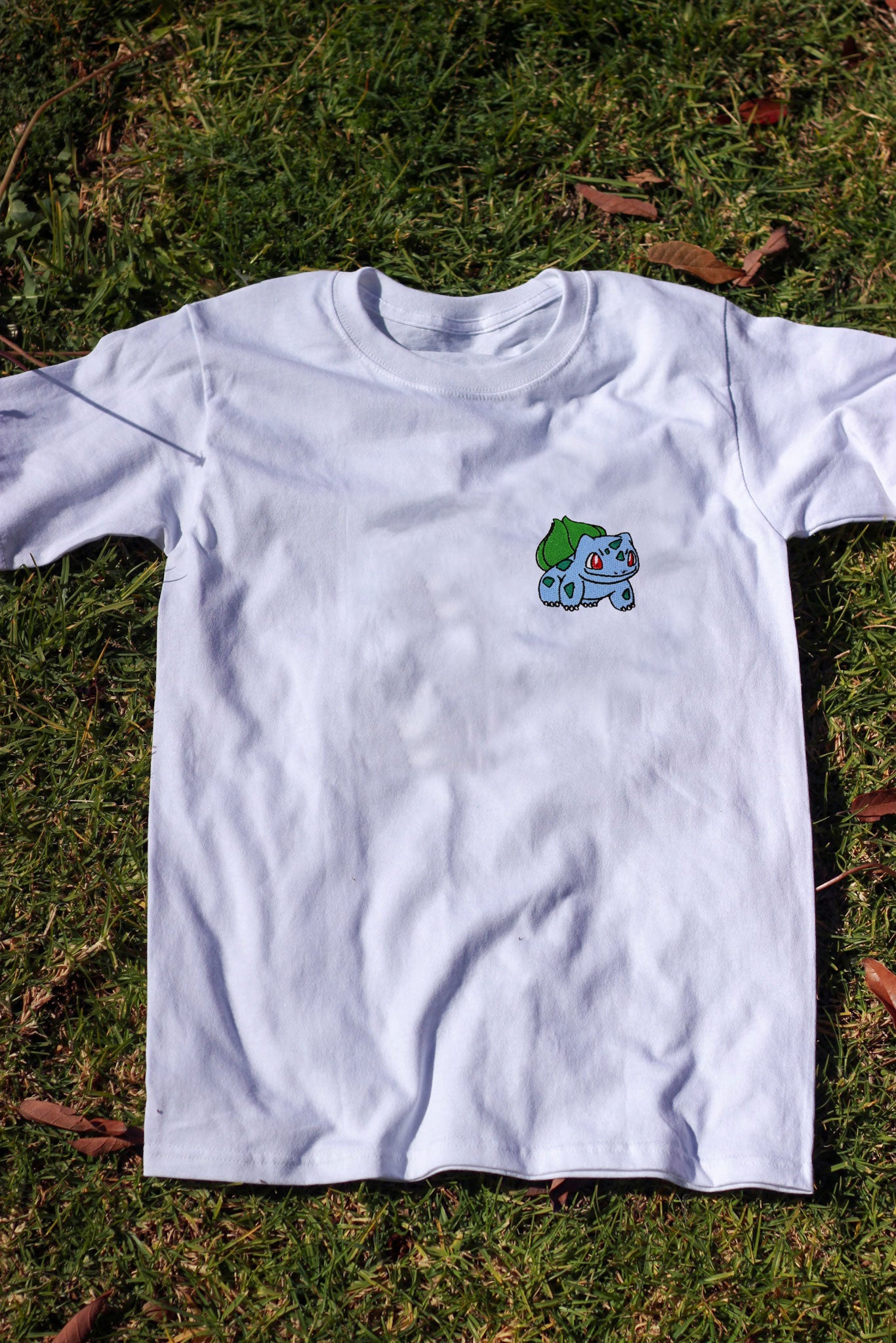 Playera / BASAUR / Bordado